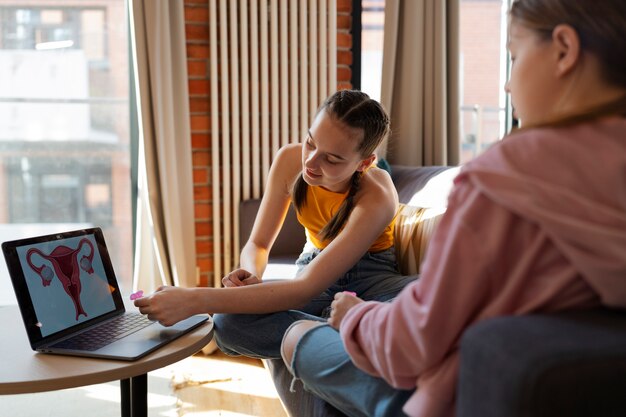 Jak Konsultacje Online Mogą Wspierać Rozwój Umiejętności Społecznych u Dzieci